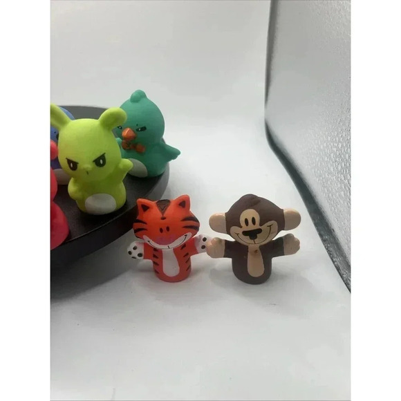 Bunnies Chicks Emotions And Zoo Animal Finger Puppets Lot Of 15 - Picture 4 of 6